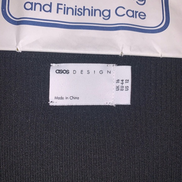 ASOS Design Sweetheart Neckline Bodysuit - Picture 3 of 3